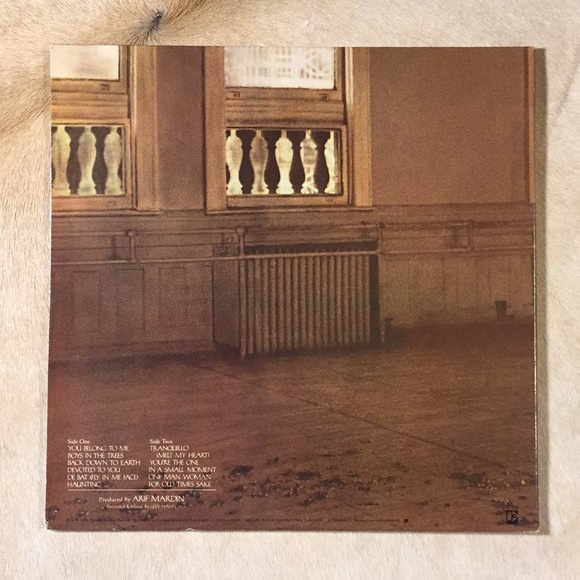 Carly Simon -“Boys In The Trees” Vinyl LP - Picture 2 of 5